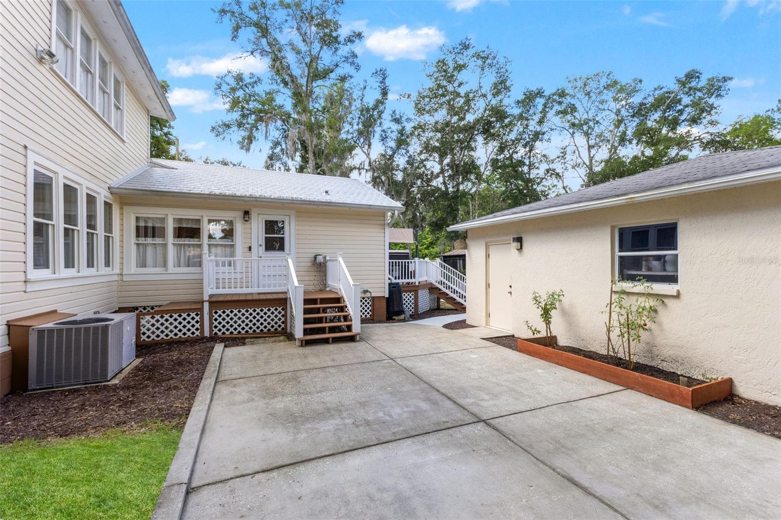 Single Family Residence at 427 HOWELL AVE, BROOKSVILLE, photo 55 of 70