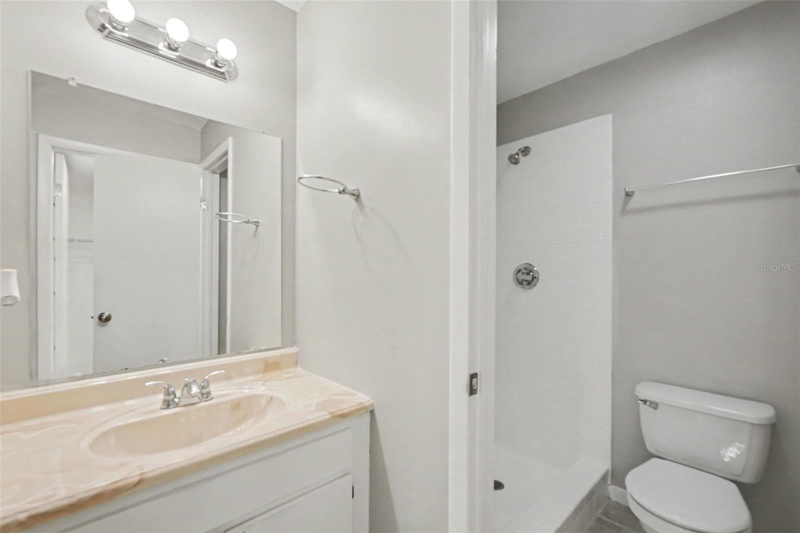 Single Family Residence at 5202 GARNER PL, SEFFNER, photo 13 of 17