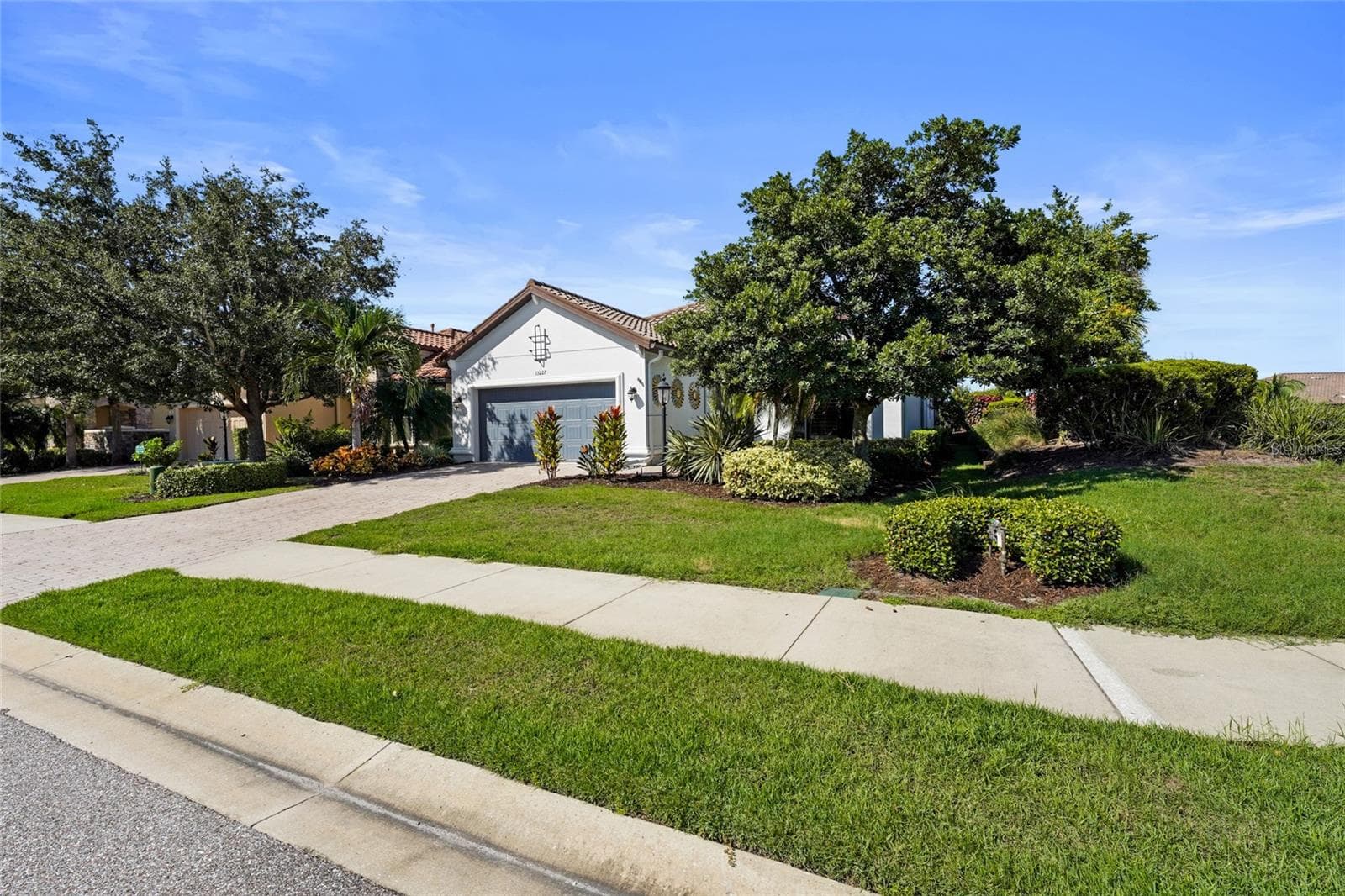 Single Family Residence at 13227 PALERMO DR, BRADENTON, photo 19 of 80