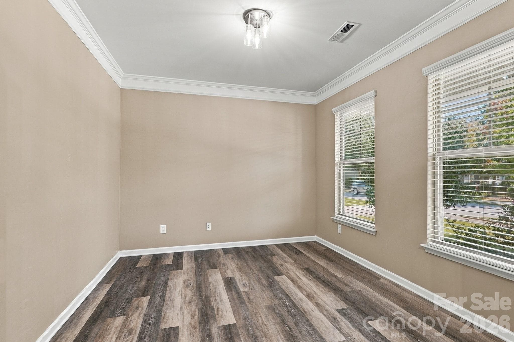 Single Family Residence at 2020 Pinyon Lane, Lancaster, photo 8 of 55