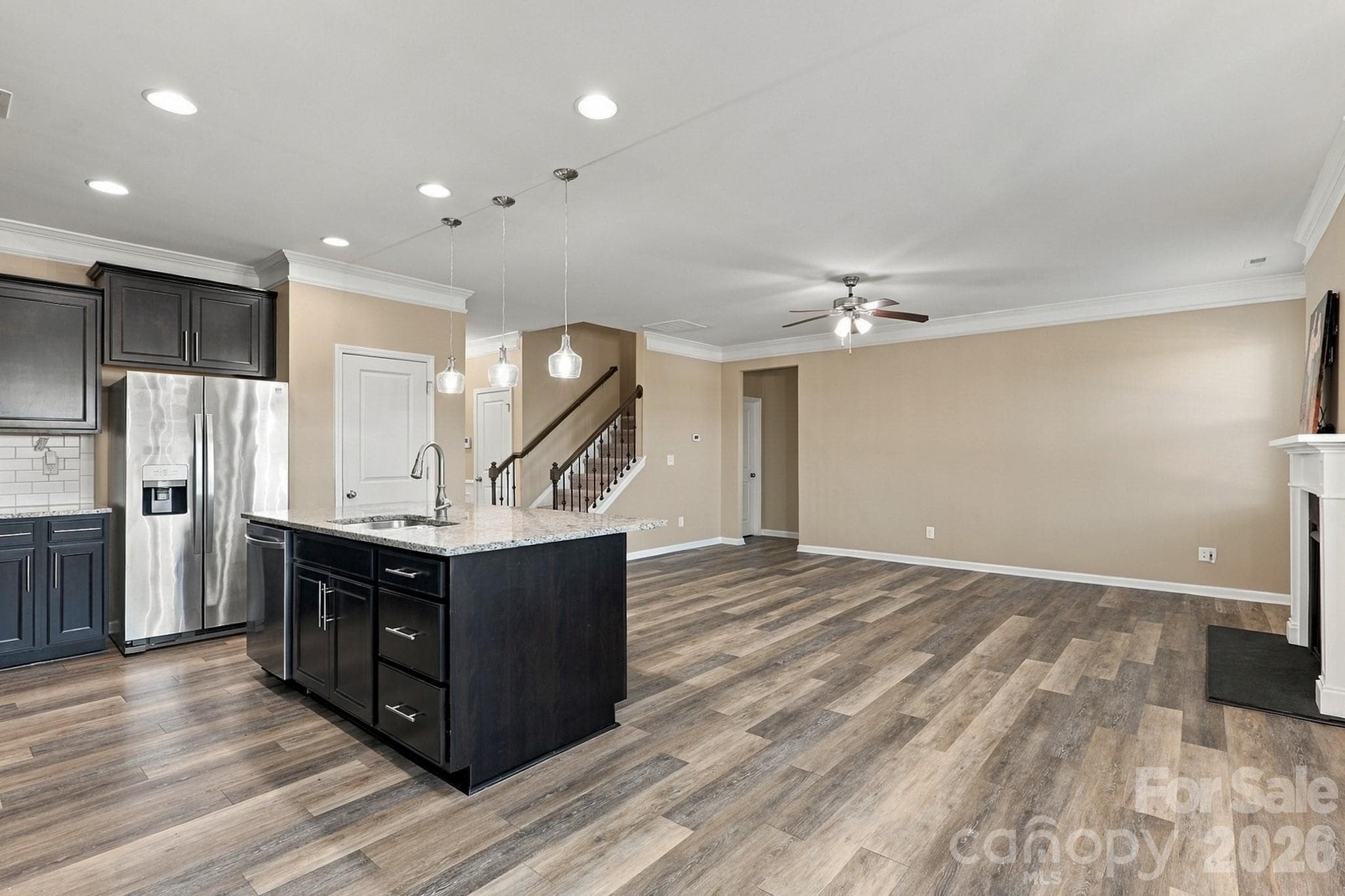 Single Family Residence at 2020 Pinyon Lane, Lancaster, photo 18 of 55