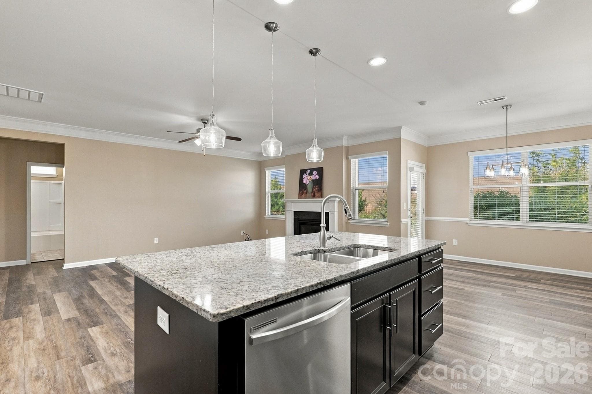 Single Family Residence at 2020 Pinyon Lane, Lancaster, photo 23 of 55