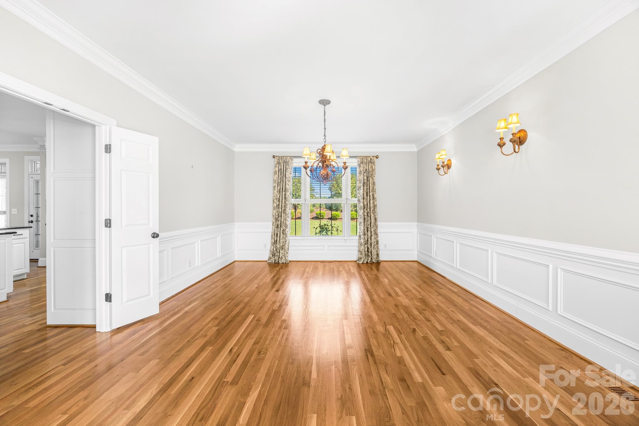 Dining Room - 105 Mandarin Drive, Mooresville