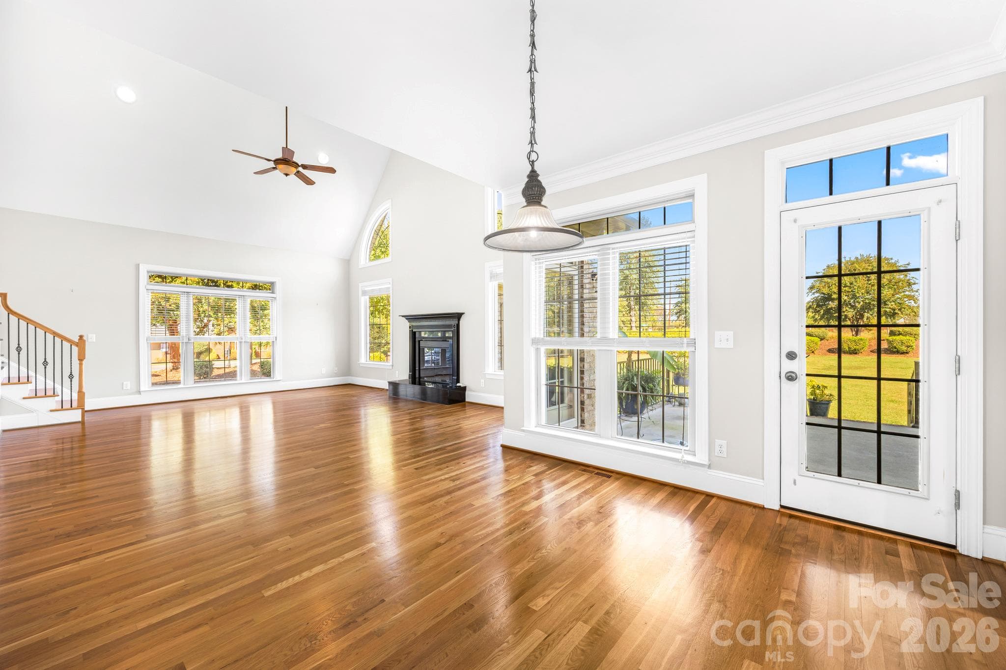 Breakfast Area flowing into Living Room - 105 Mandarin Drive, Mooresville