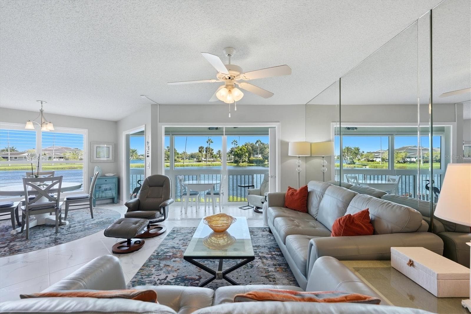 Condominium at 877 AUDUBON DR, BRADENTON, photo 4 of 36