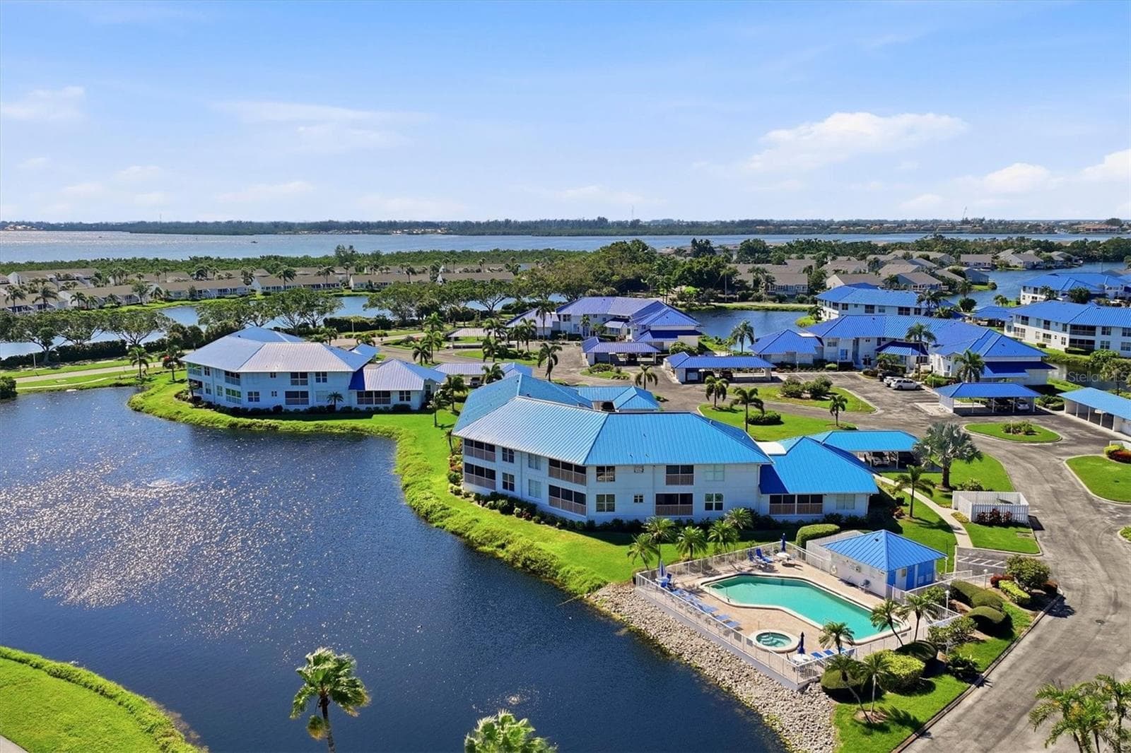 Condominium at 877 AUDUBON DR, BRADENTON, photo 20 of 36
