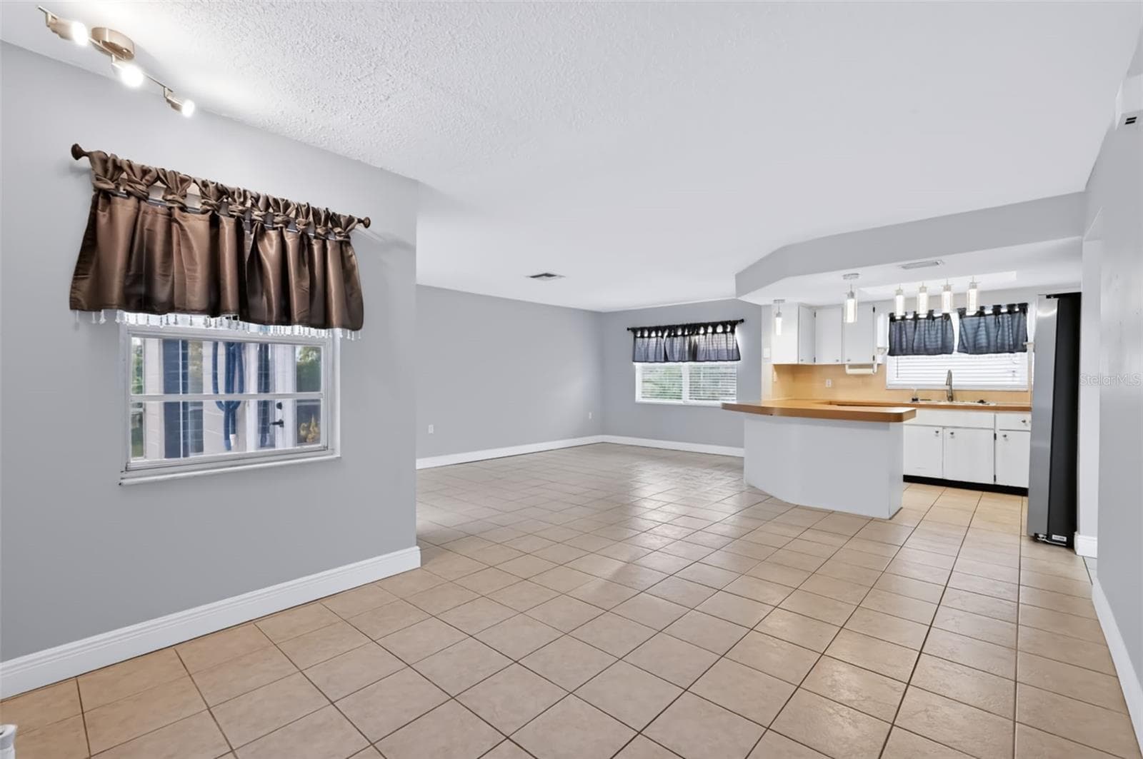 Single Family Residence at 8040 SAYBROOK DR, PORT RICHEY, photo 14 of 34