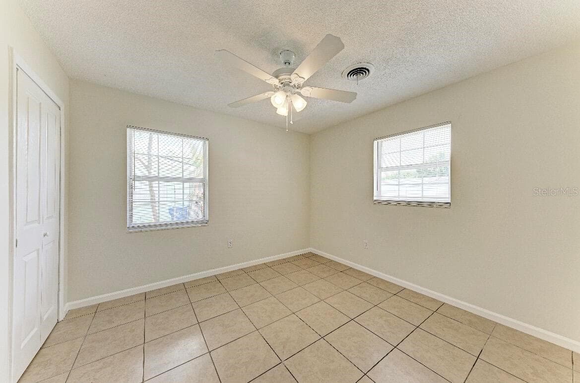 Single Family Residence at 3207 19TH AVE W, BRADENTON, photo 13 of 16