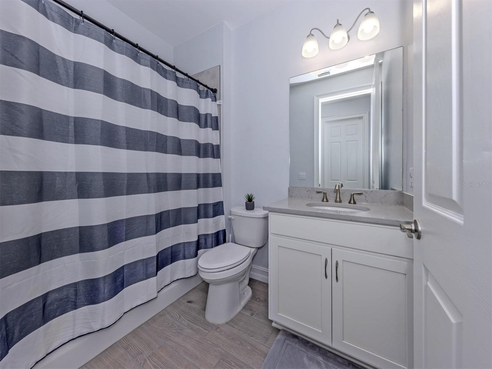 Villa at 785 IBIZA LOOP, VENICE, photo 16 of 36