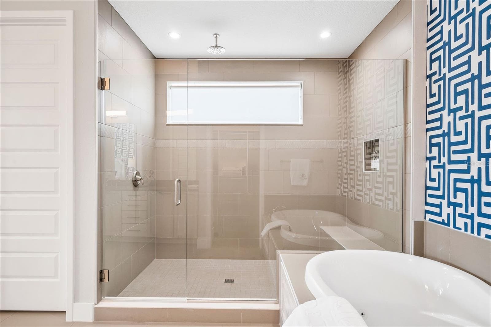 2nd floor primary bathroom - 997 JACK NICKLAUS CT, REUNION
