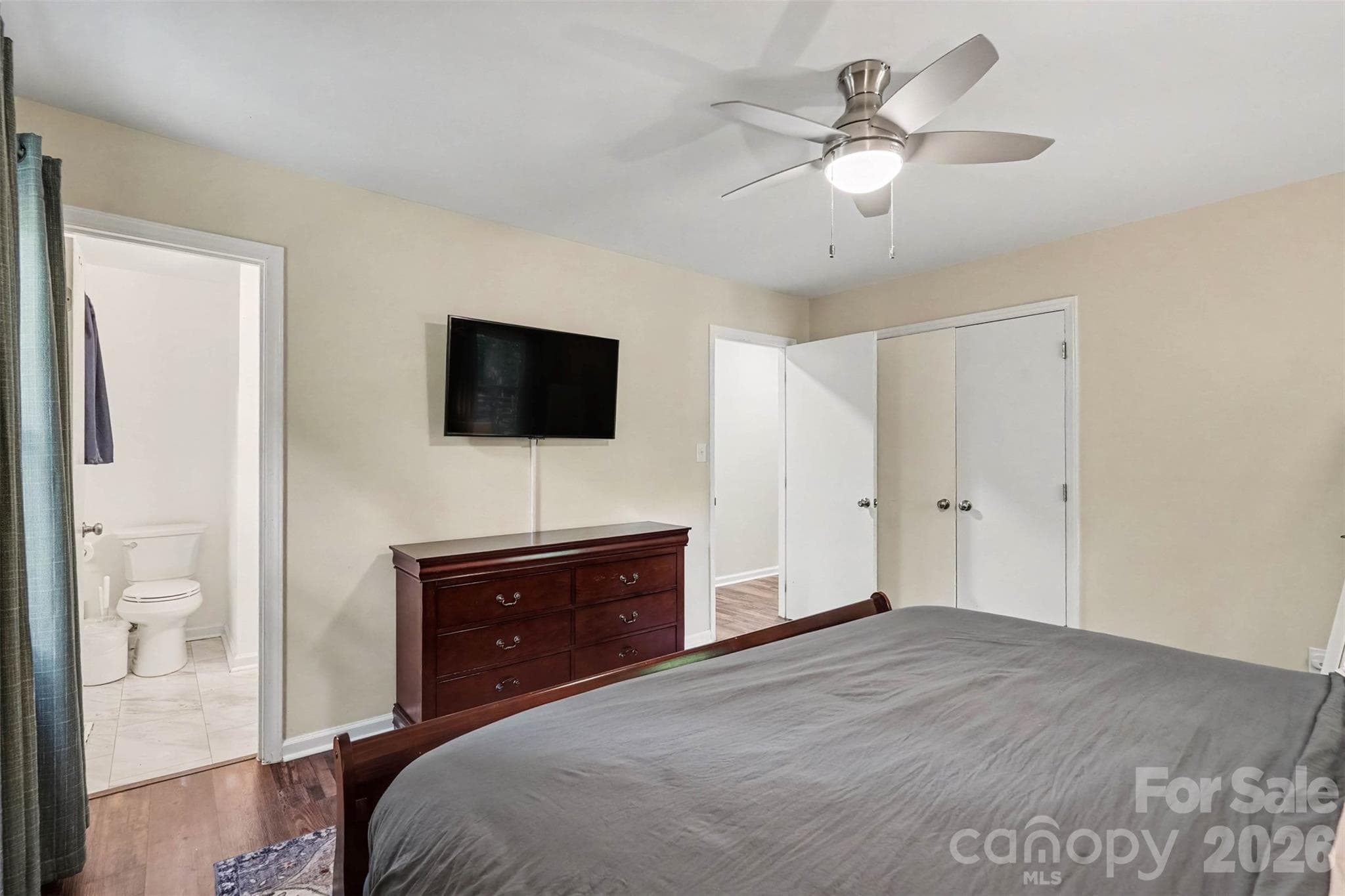 Single Family Residence at 11538 Gelding Drive, Charlotte, photo 18 of 40