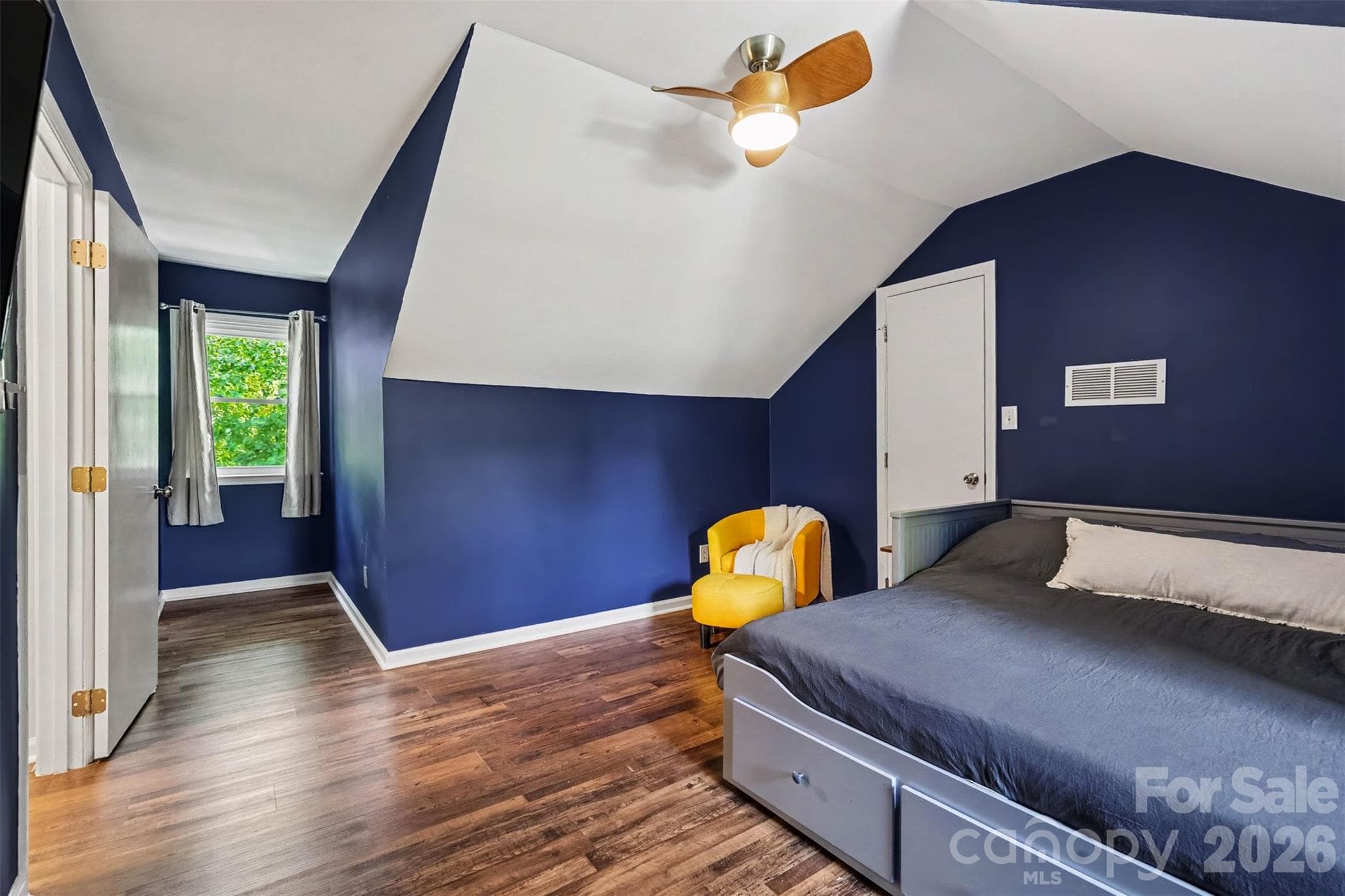 Single Family Residence at 11538 Gelding Drive, Charlotte, photo 28 of 40