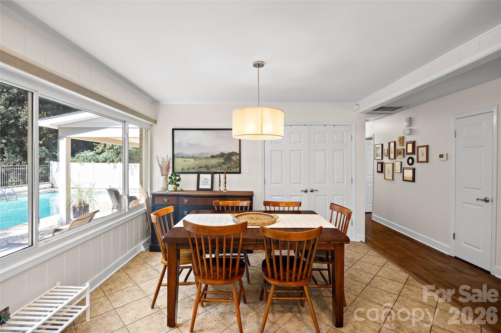 Single Family Residence at 5908 Brookhaven Road, Charlotte, photo 12 of 45