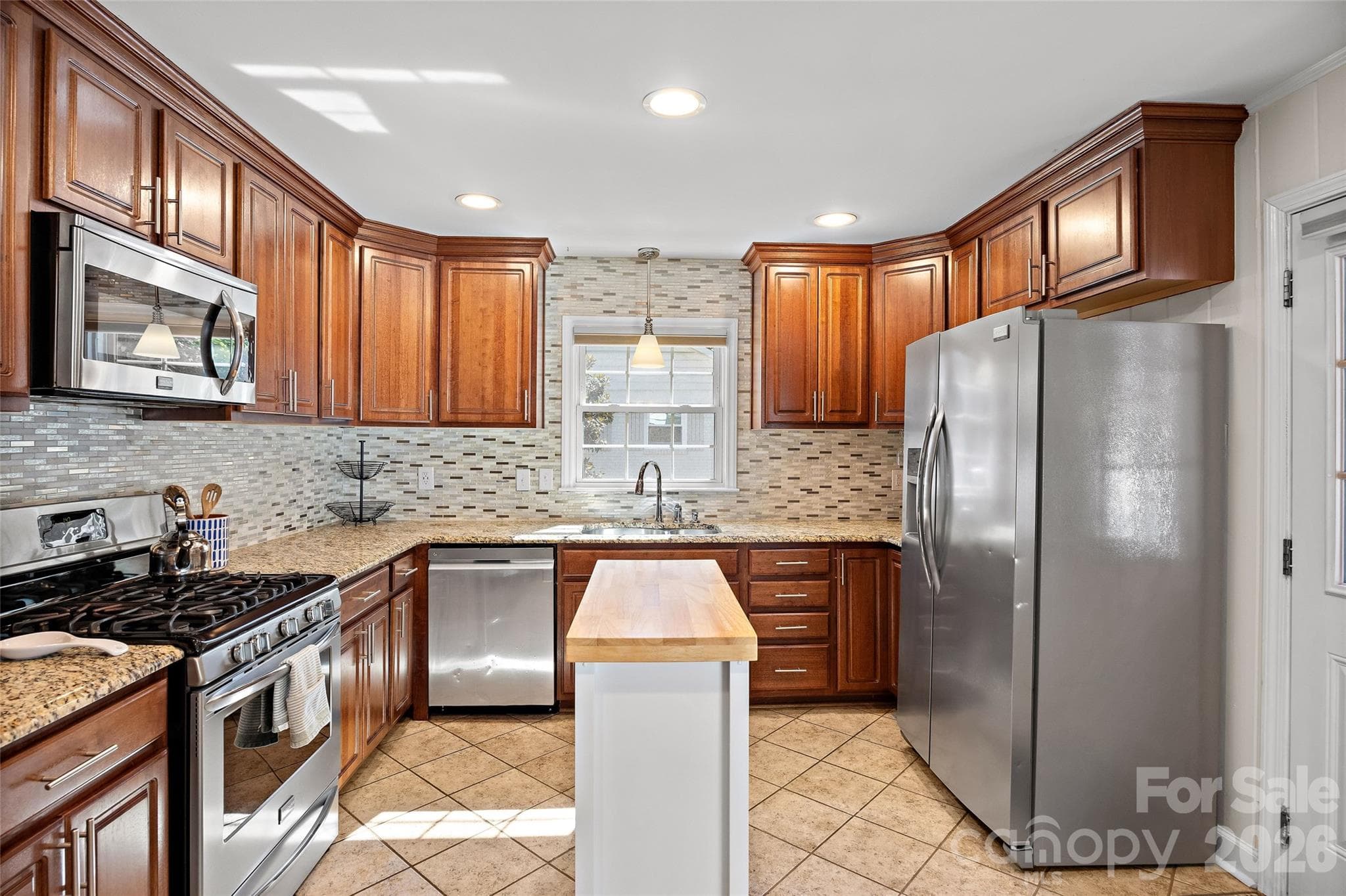Single Family Residence at 5908 Brookhaven Road, Charlotte, photo 14 of 45