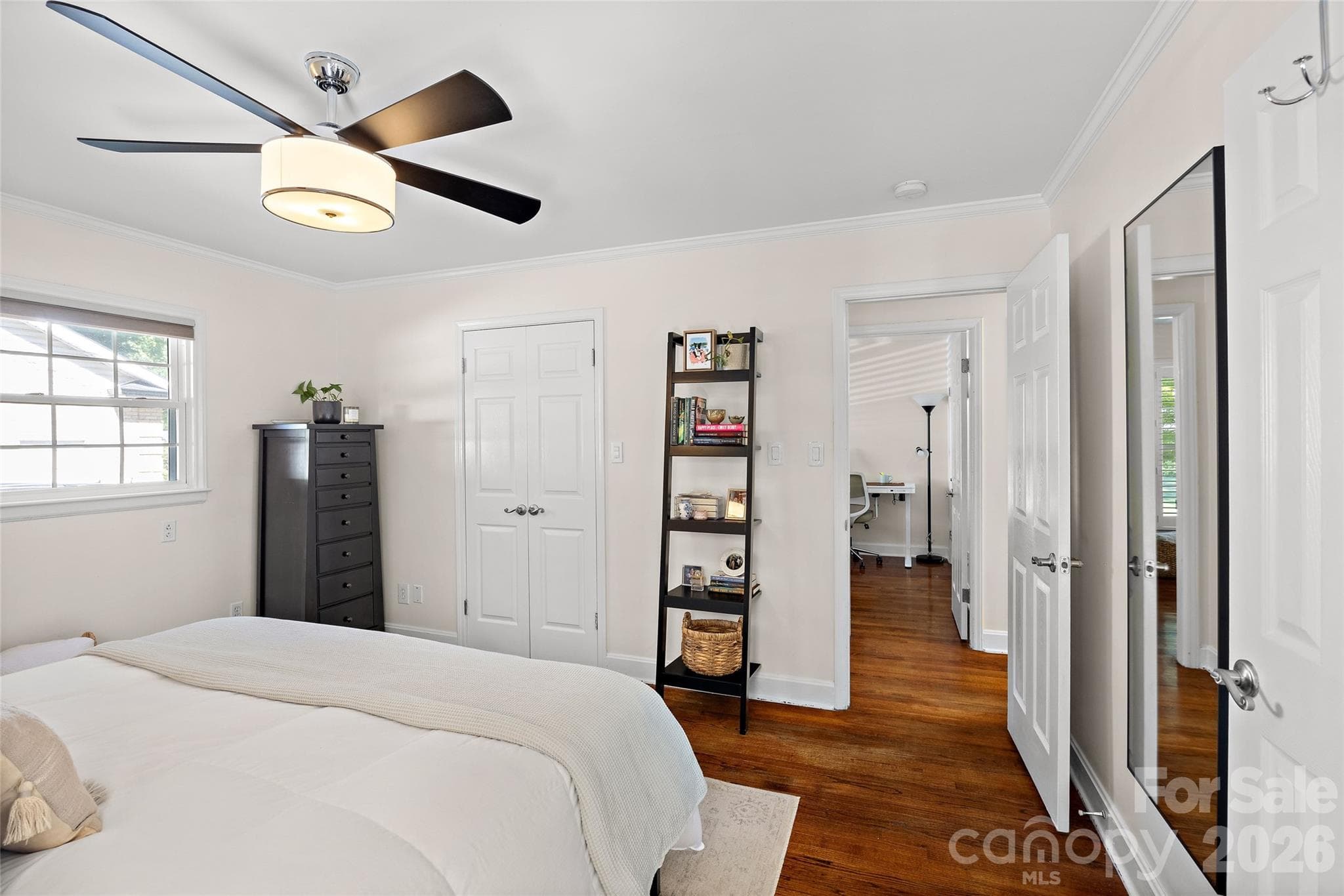 Single Family Residence at 5908 Brookhaven Road, Charlotte, photo 21 of 45