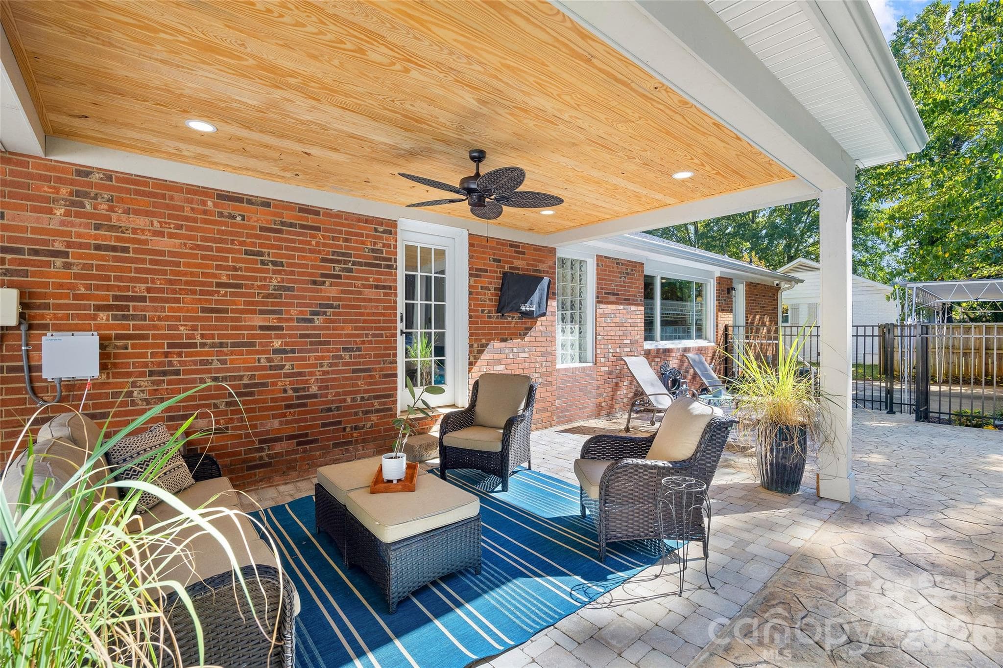 Single Family Residence at 5908 Brookhaven Road, Charlotte, photo 30 of 45
