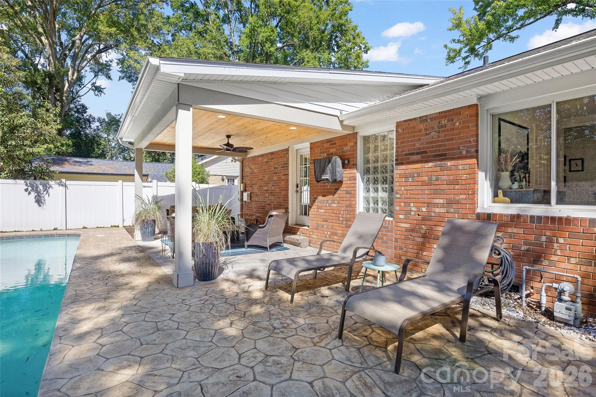 Single Family Residence at 5908 Brookhaven Road, Charlotte, photo 33 of 45