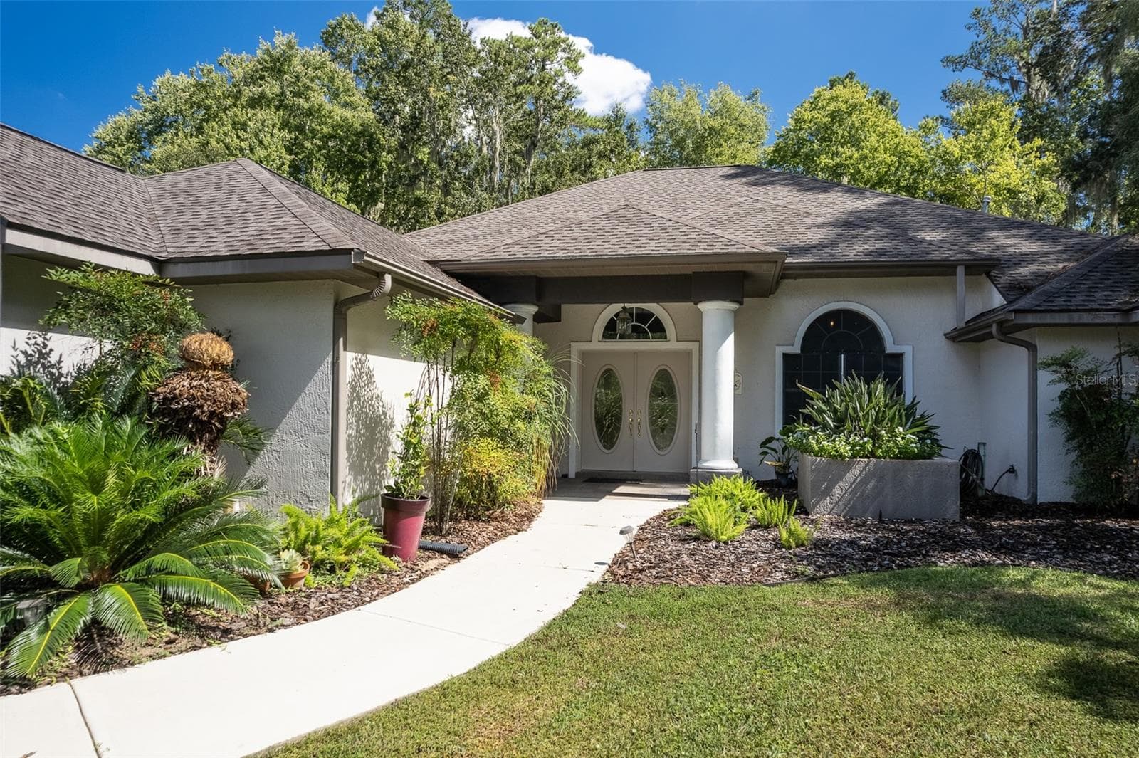 Single Family Residence at 808 SE 36TH LN, OCALA, photo 8 of 117