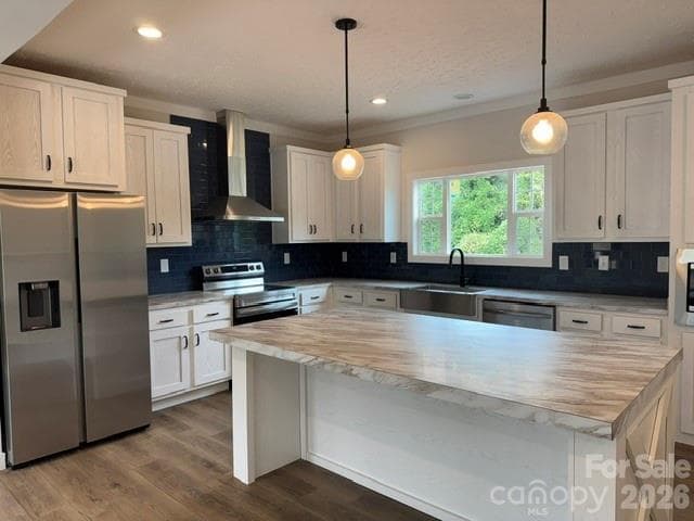 Single Family Residence at 1721 Middleton Drive, Morganton, photo 7 of 19