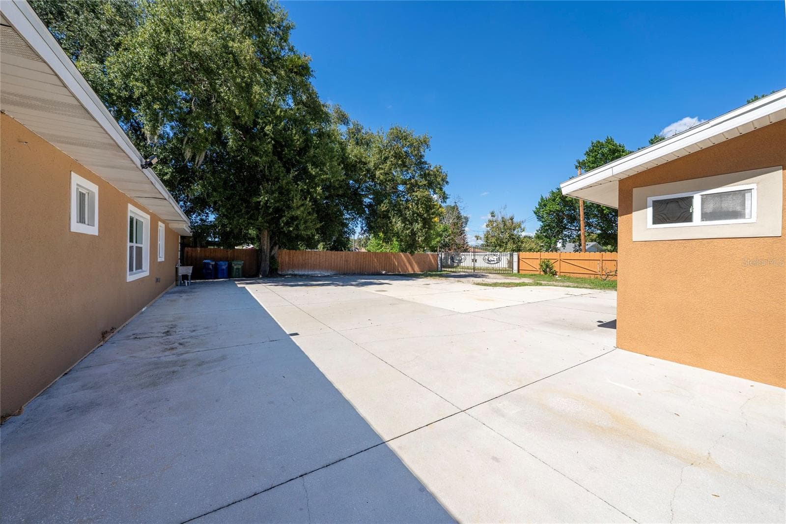 Single Family Residence at 417 AVENUE G SE, WINTER HAVEN, photo 35 of 42