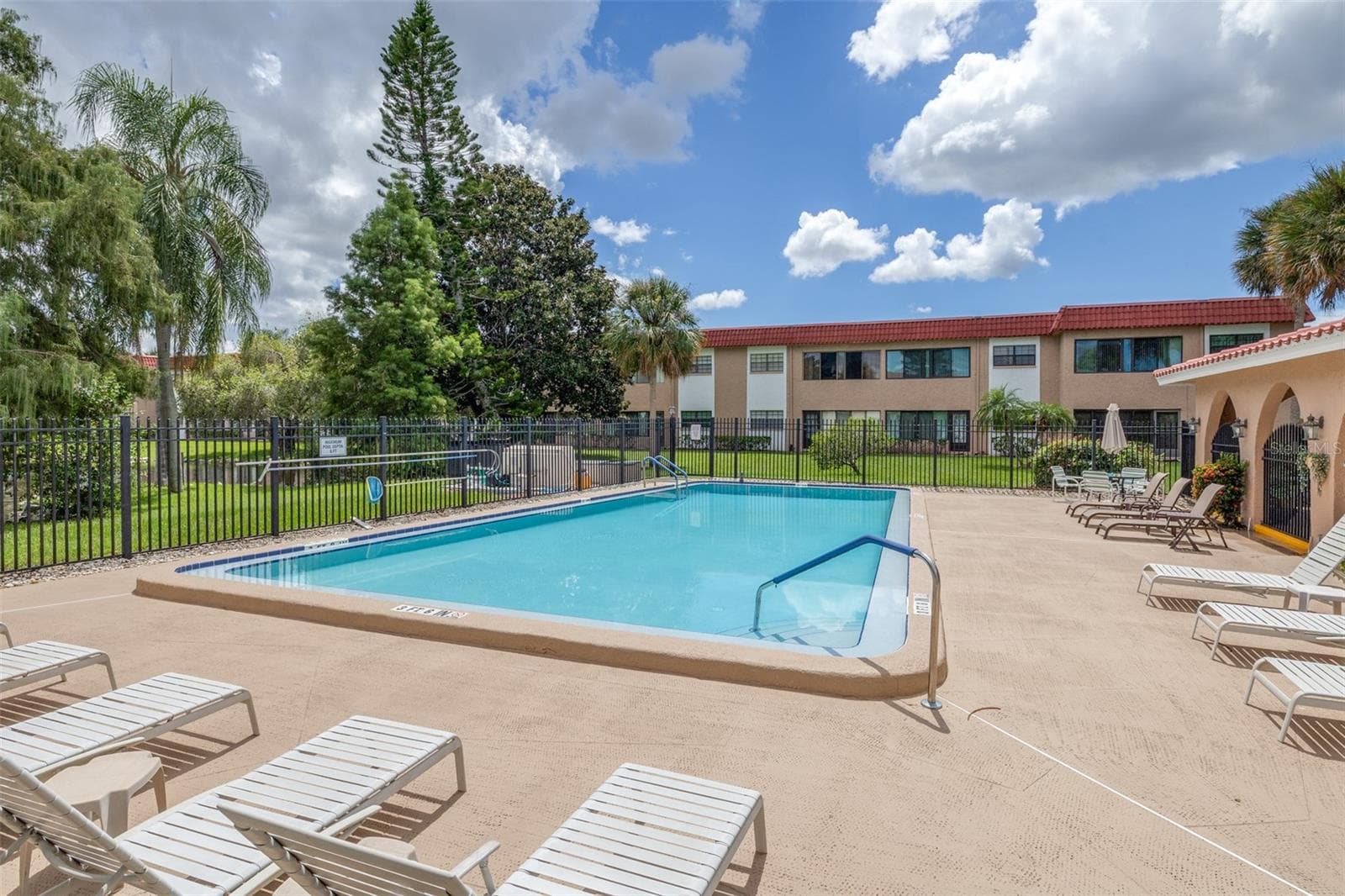 Condominium at 1750 BELLEAIR FOREST DR #A8, BELLEAIR, photo 35 of 42