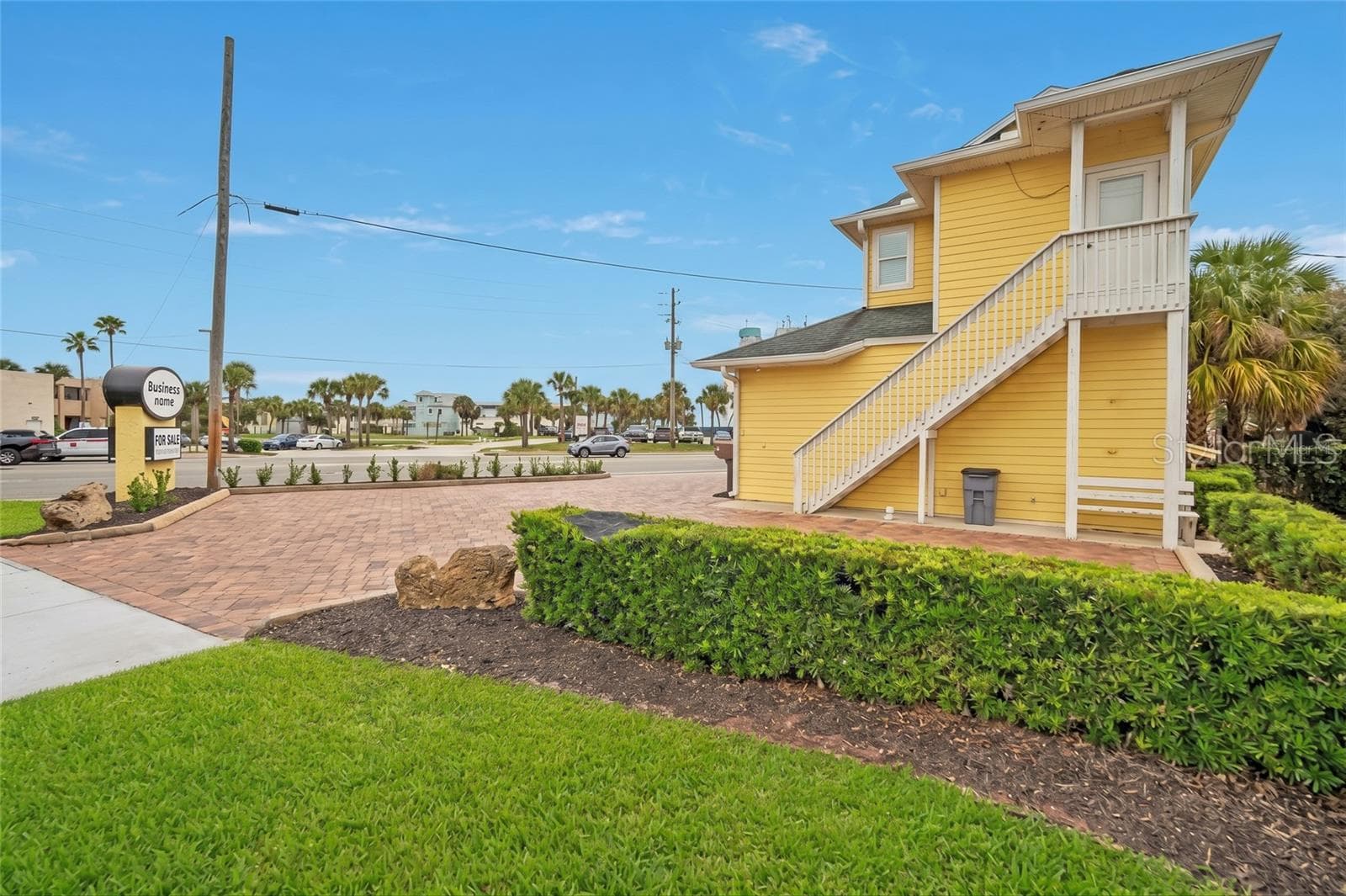 Mixed Use at 813 A1A, NEW SMYRNA BEACH, photo 13 of 55