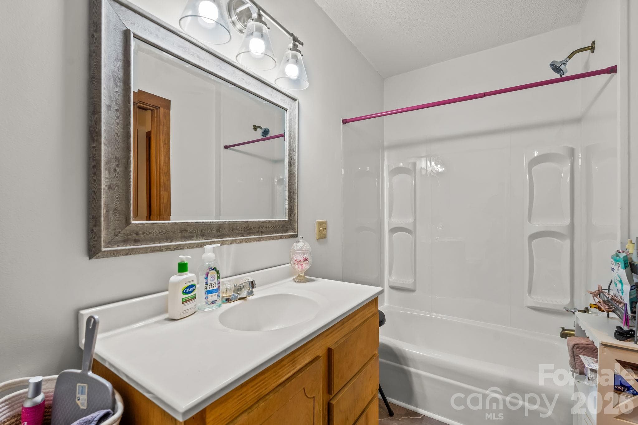 Single Family Residence at 505 Tipperary Lane, Denton, photo 26 of 42