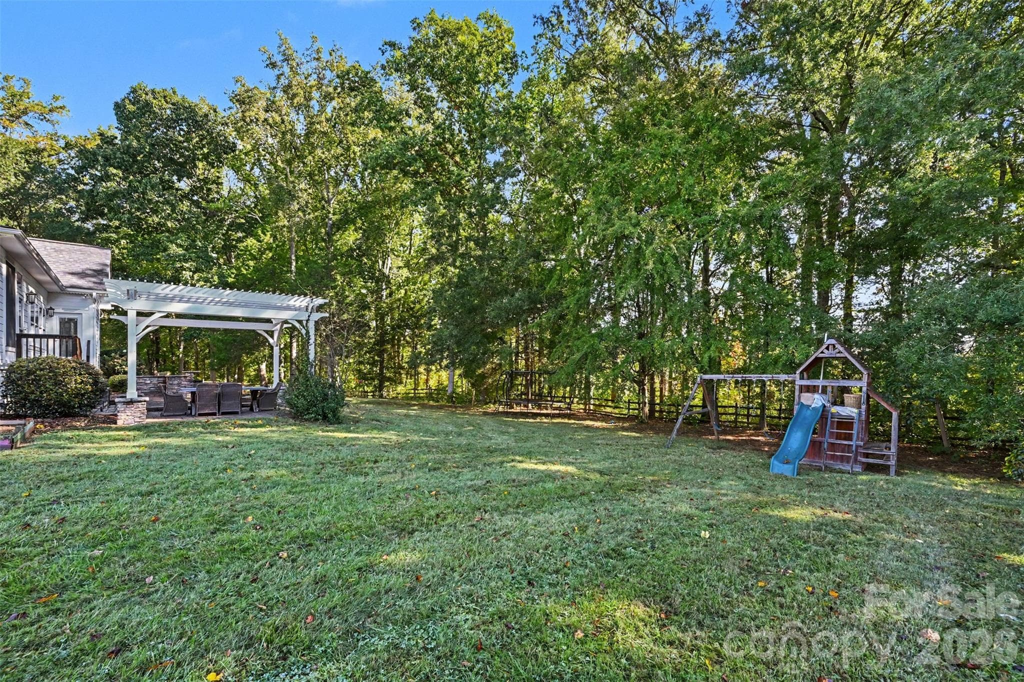 Single Family Residence at 14438 Beatties Ford Road, Huntersville, photo 30 of 37