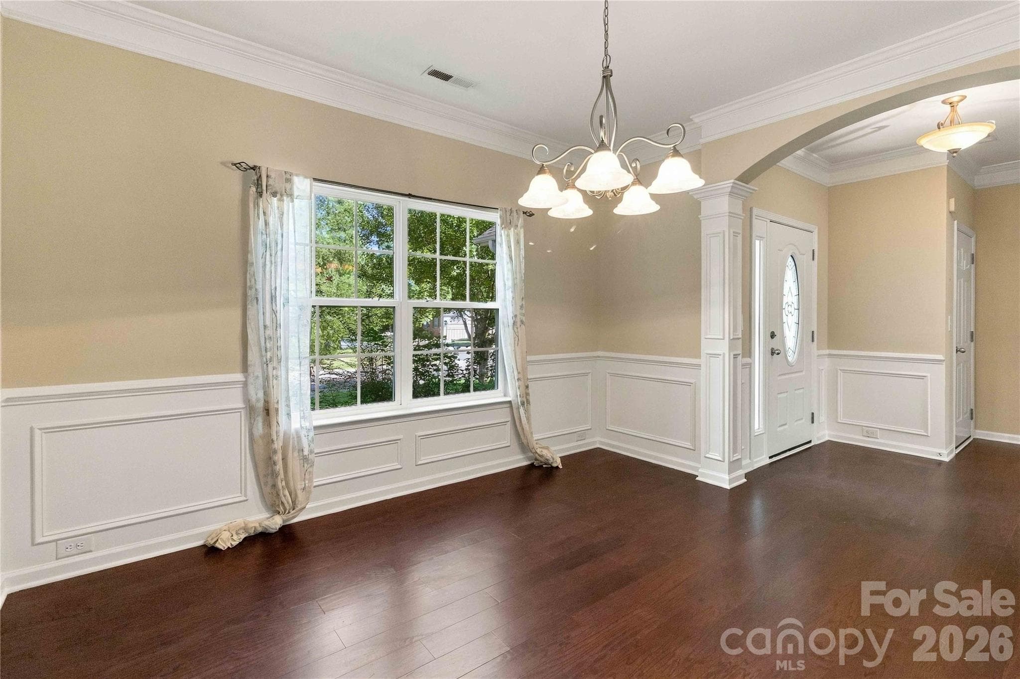 Single Family Residence at 724 Rawlings Place, Rock Hill, photo 6 of 37
