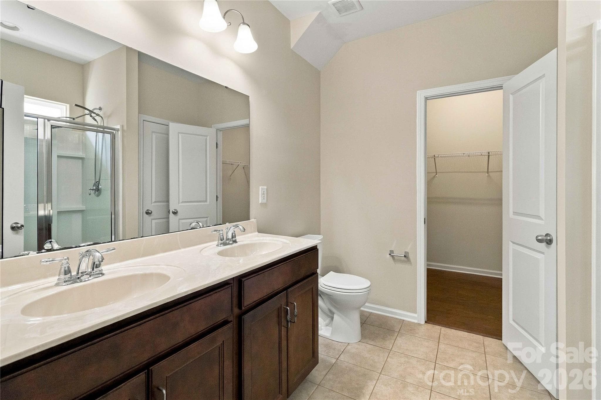 Single Family Residence at 724 Rawlings Place, Rock Hill, photo 23 of 37