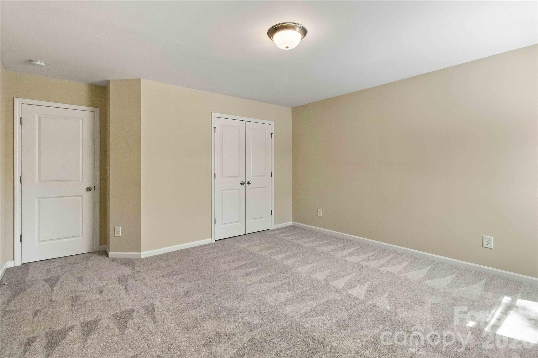 Single Family Residence at 724 Rawlings Place, Rock Hill, photo 30 of 37