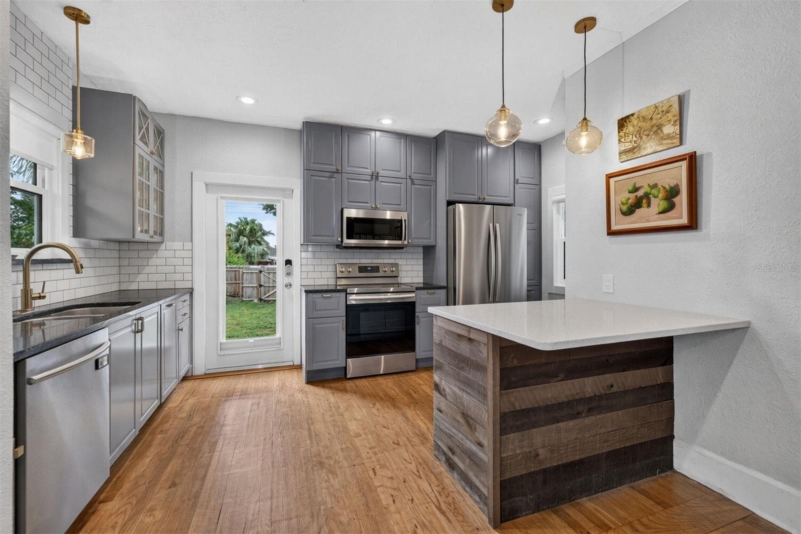 Single Family Residence at 1666 21ST AVE N, ST PETERSBURG, photo 12 of 25