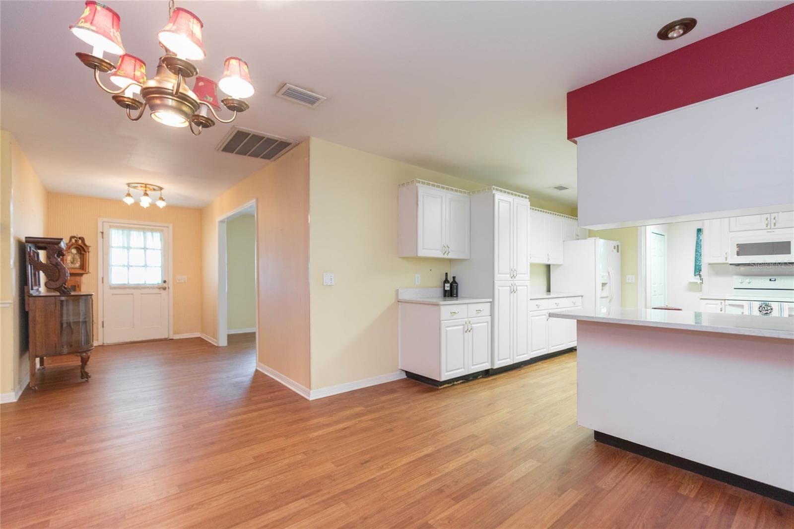 Single Family Residence at 2219 SHADEHILL CT, TAMPA, photo 15 of 49
