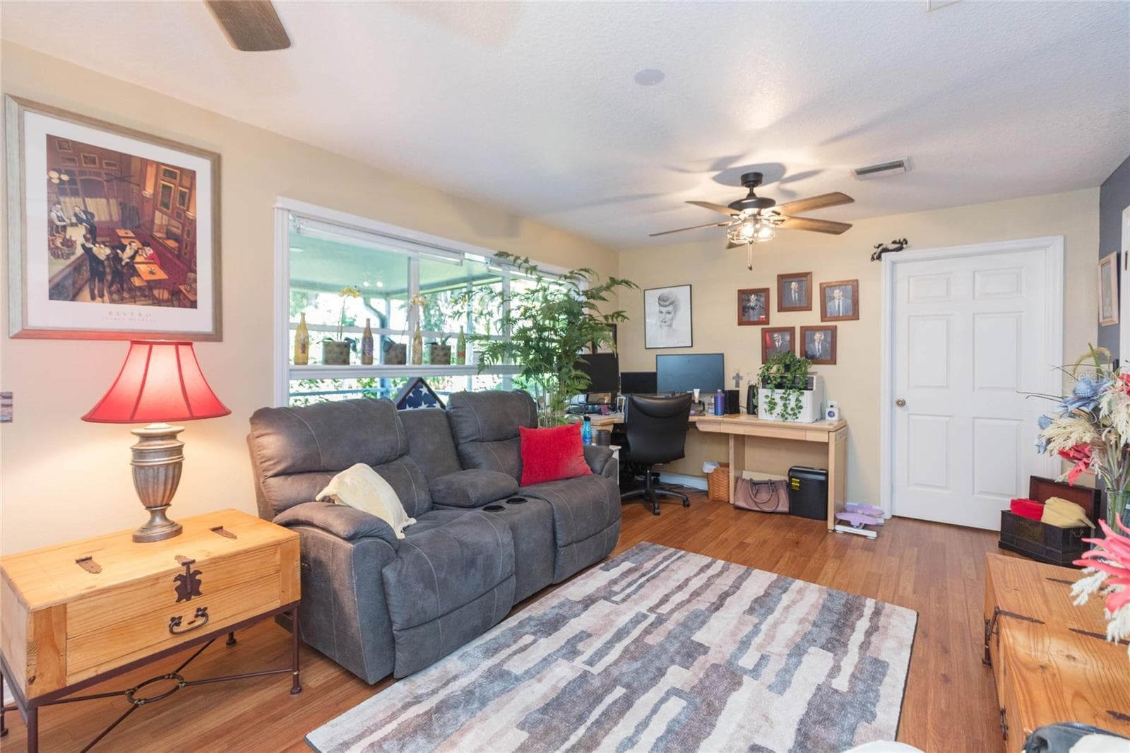 Single Family Residence at 2219 SHADEHILL CT, TAMPA, photo 20 of 49