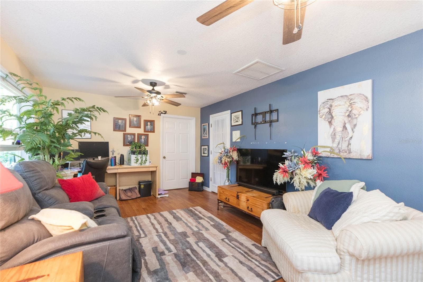 Single Family Residence at 2219 SHADEHILL CT, TAMPA, photo 21 of 49