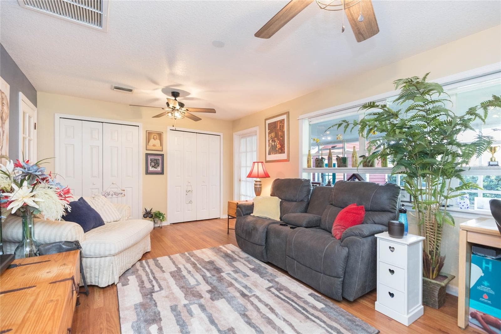 Single Family Residence at 2219 SHADEHILL CT, TAMPA, photo 23 of 49
