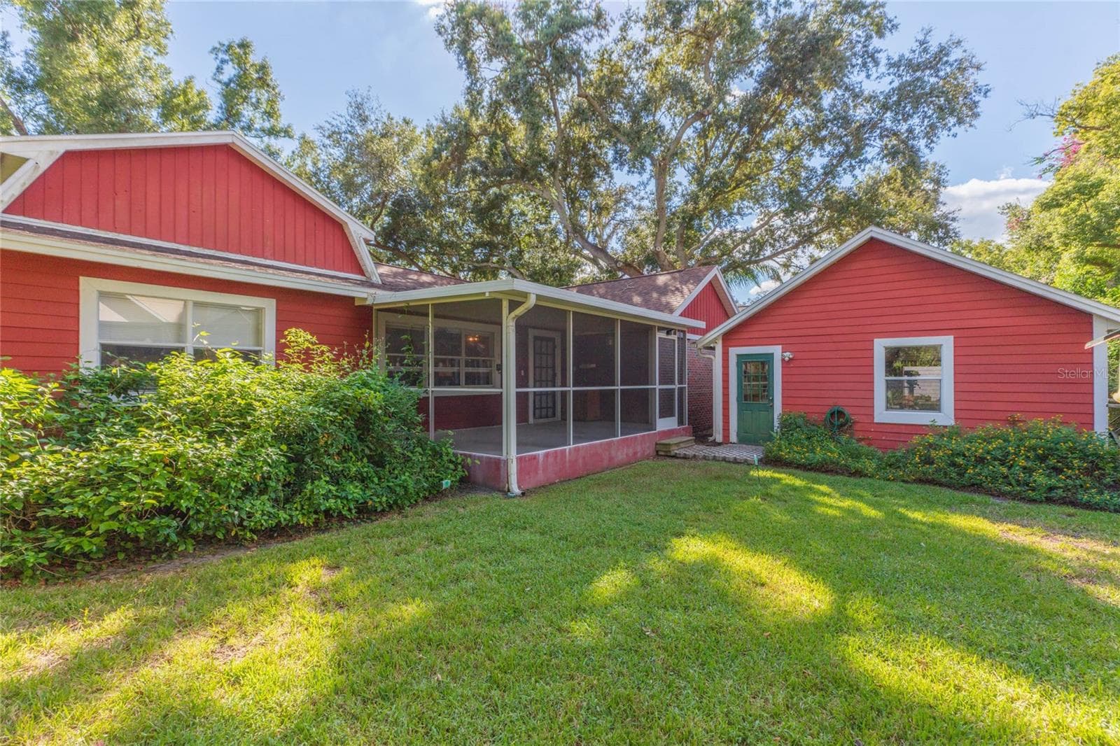 Single Family Residence at 2219 SHADEHILL CT, TAMPA, photo 44 of 49