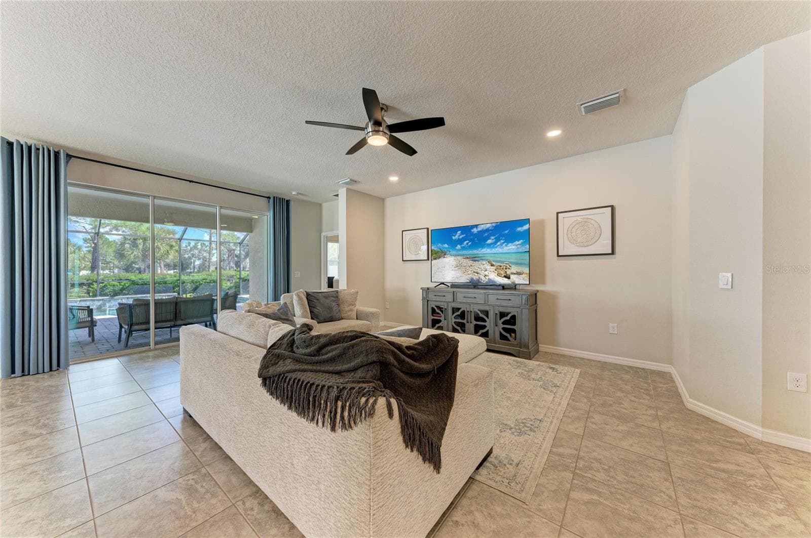Single Family Residence at 119 BRILLIANT BLOOM CT, BRADENTON, photo 8 of 68