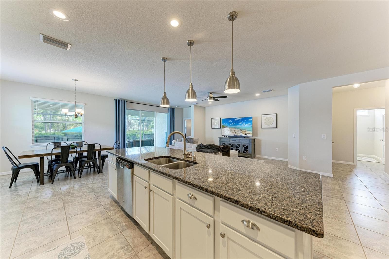 Single Family Residence at 119 BRILLIANT BLOOM CT, BRADENTON, photo 12 of 68