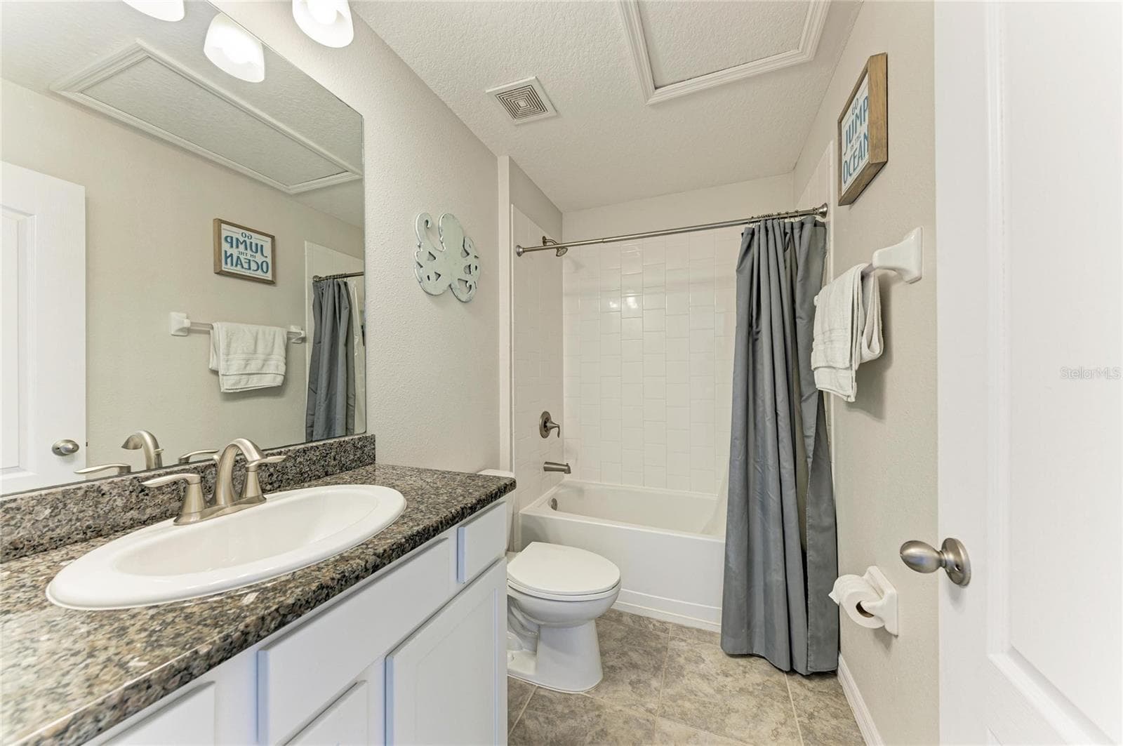 Single Family Residence at 119 BRILLIANT BLOOM CT, BRADENTON, photo 39 of 68