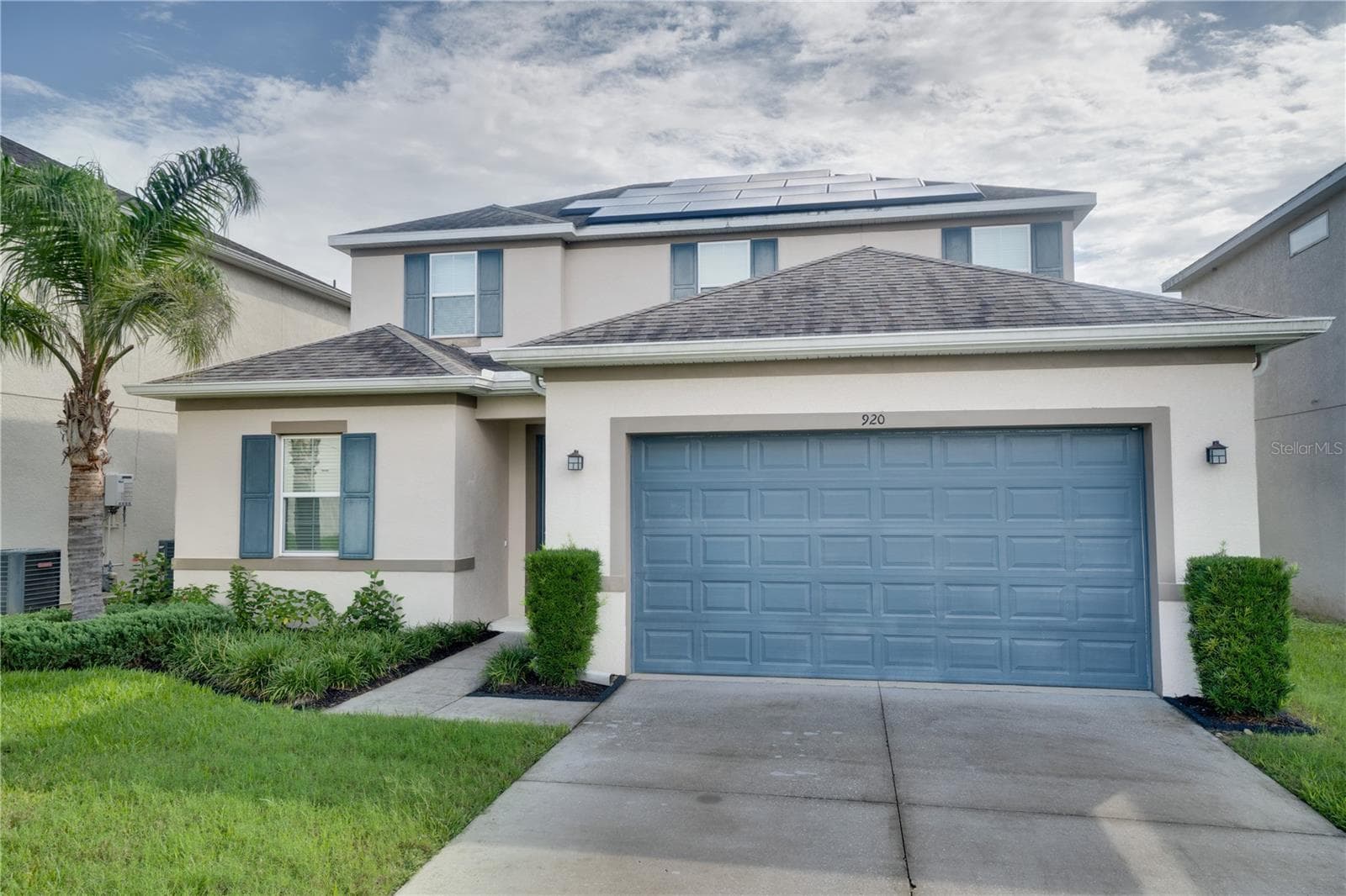 920 GRAND HILLTOP DR