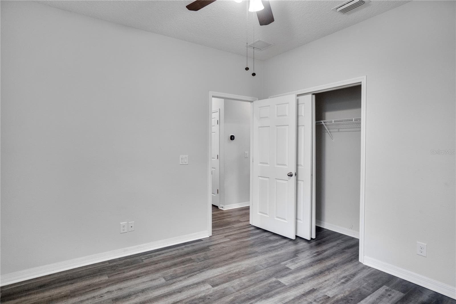 Single Family Residence at 920 GRAND HILLTOP DR, APOPKA, photo 13 of 23