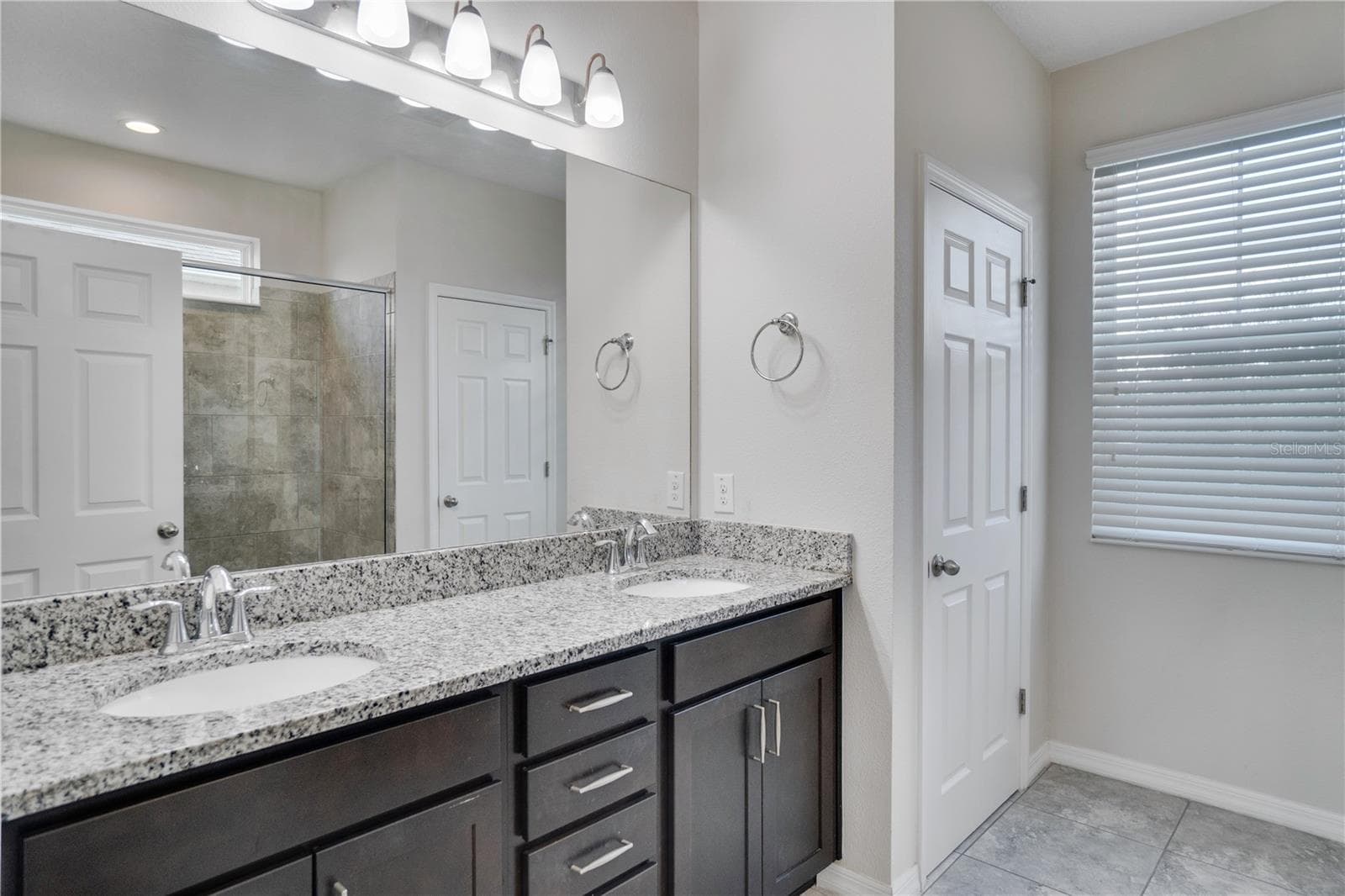 Single Family Residence at 920 GRAND HILLTOP DR, APOPKA, photo 15 of 23