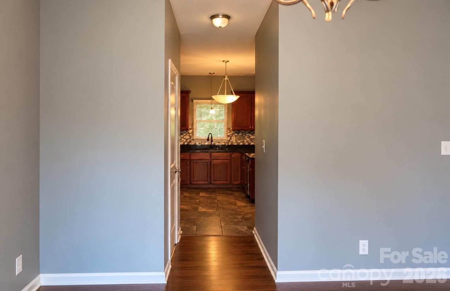 Single Family Residence at 103 Jade Circle, Knightdale, photo 8 of 37