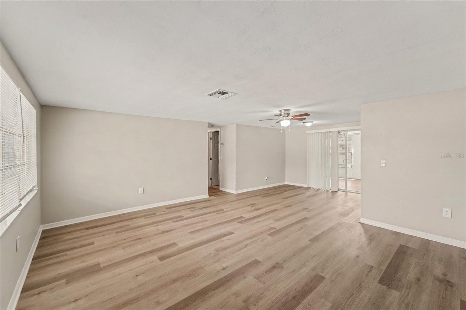 Single Family Residence at 5310 BOB WHITE DR, HOLIDAY, photo 3 of 15