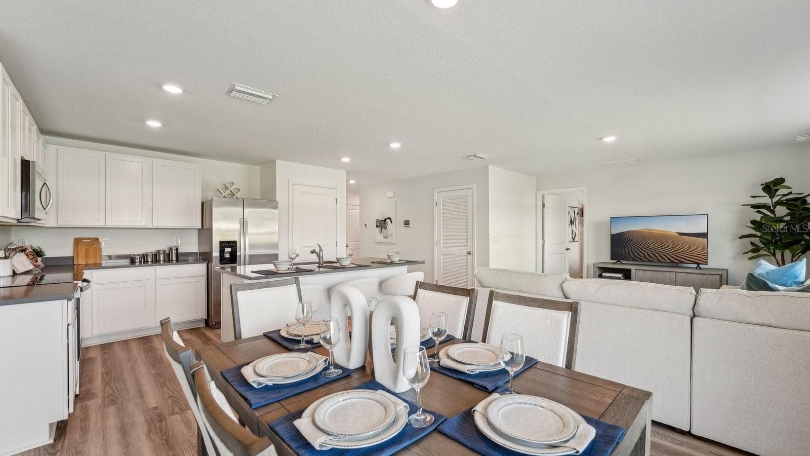 Single Family Residence at 1117 ARROWHEAD VINE CT, PLANT CITY, photo 10 of 34