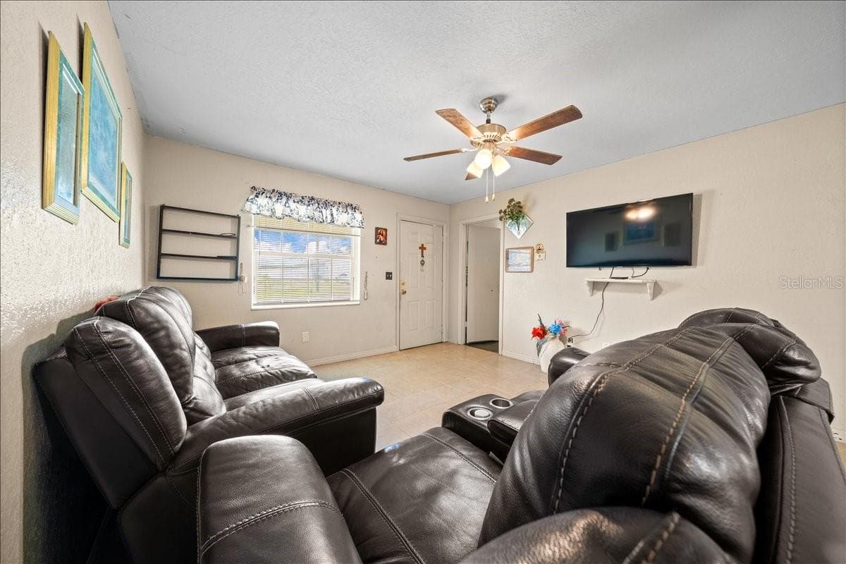 Single Family Residence at 4731 SW 138TH LOOP, OCALA, photo 5 of 61