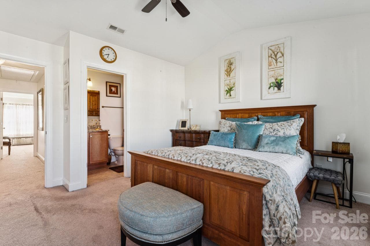 Second Primary with Ensuite View - 248 Halton Crossing Drive, Concord
