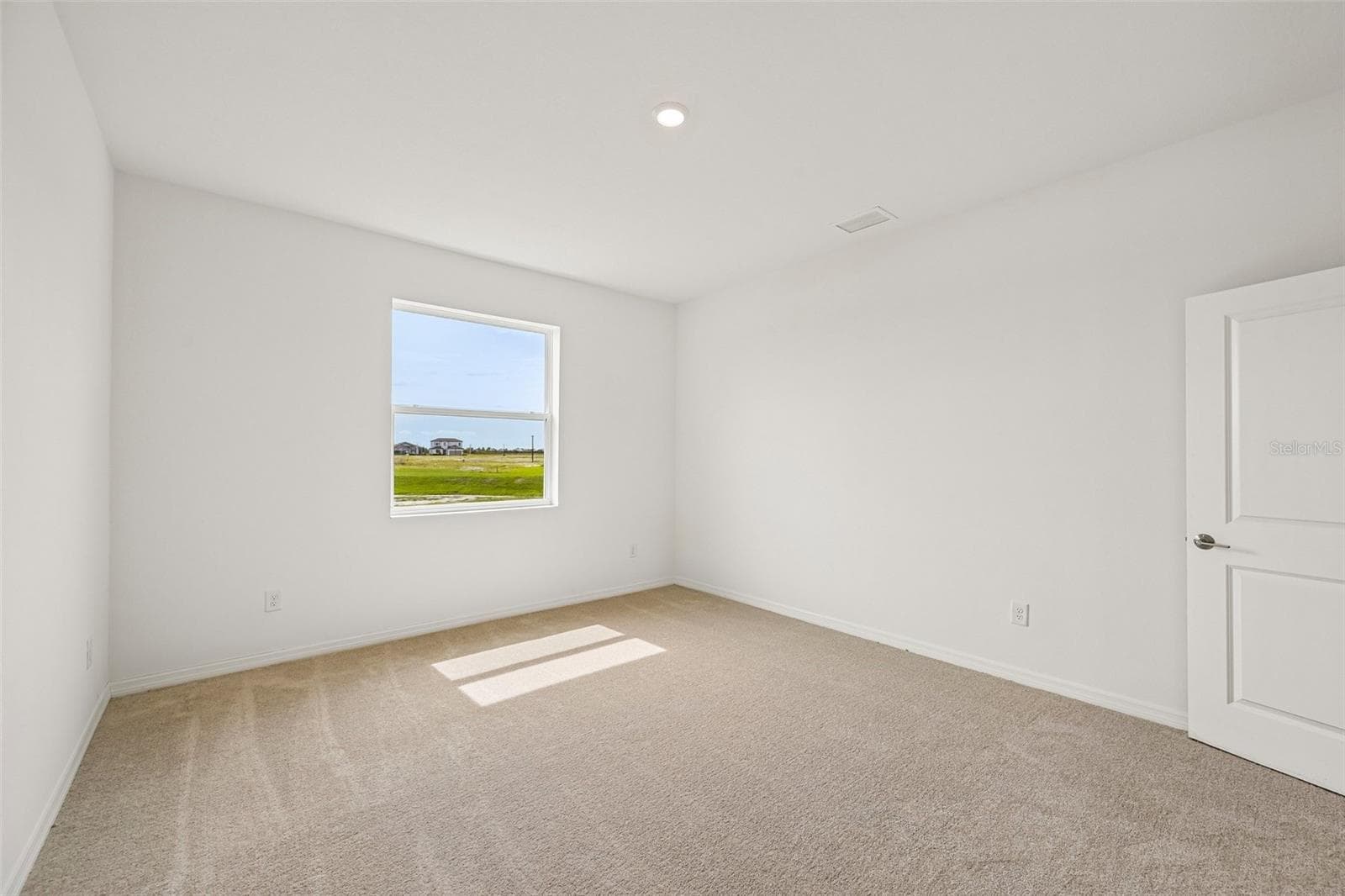 Single Family Residence at 8721 CANARD CV, PALMETTO, photo 24 of 29