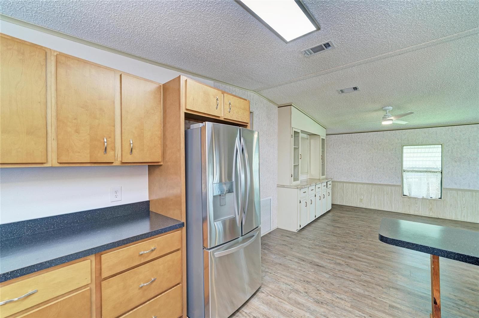 Manufactured Home at 42 MEADOWLARK CIR, ELLENTON, photo 17 of 53